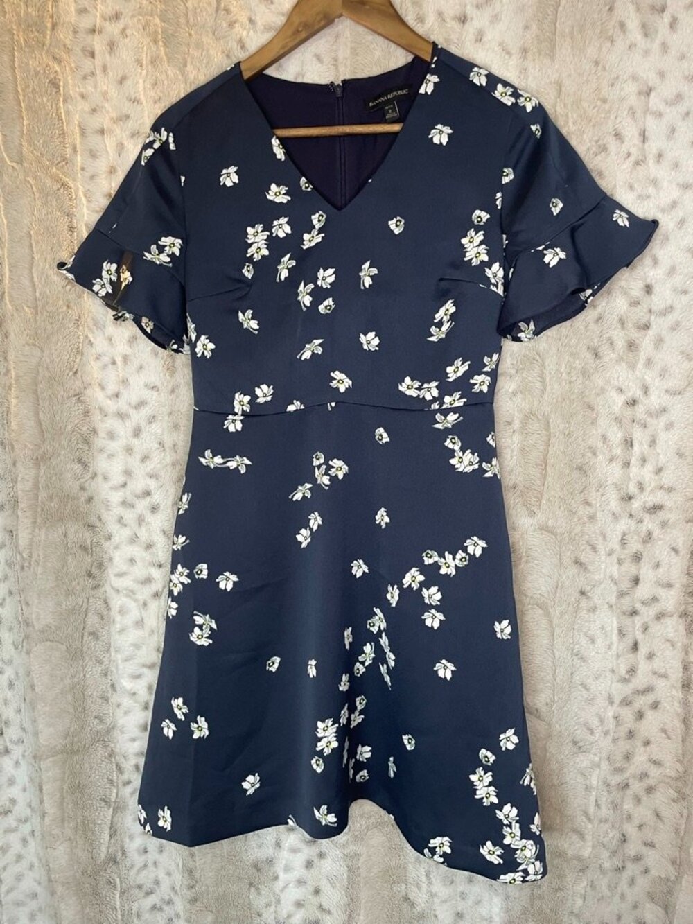 Banana Republic Petite Navy Floral Flutter Sleeve Fit & Flare Dress 2P